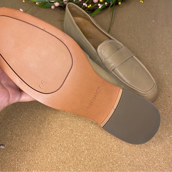 VIONIC Sellah Loafer Macaroon Womens Size 6.5 - Picture 8 of 13